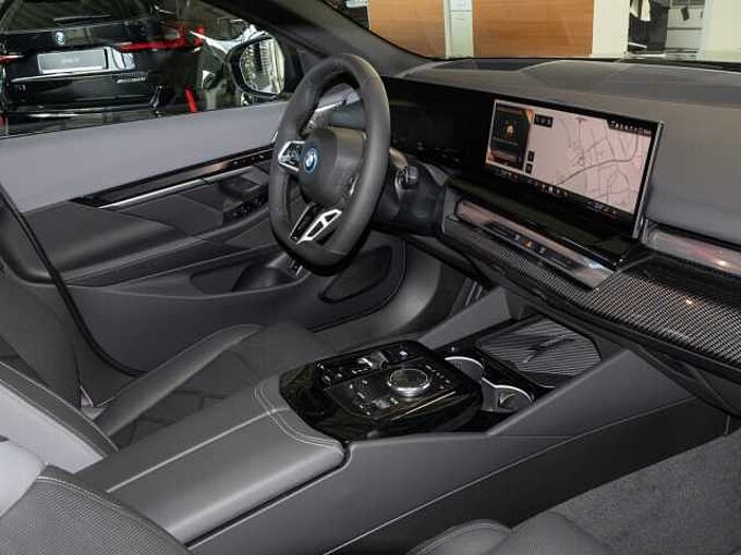 BMW i5 40 xDrive MsportPro/AHK/Comfort/Inno/Travel