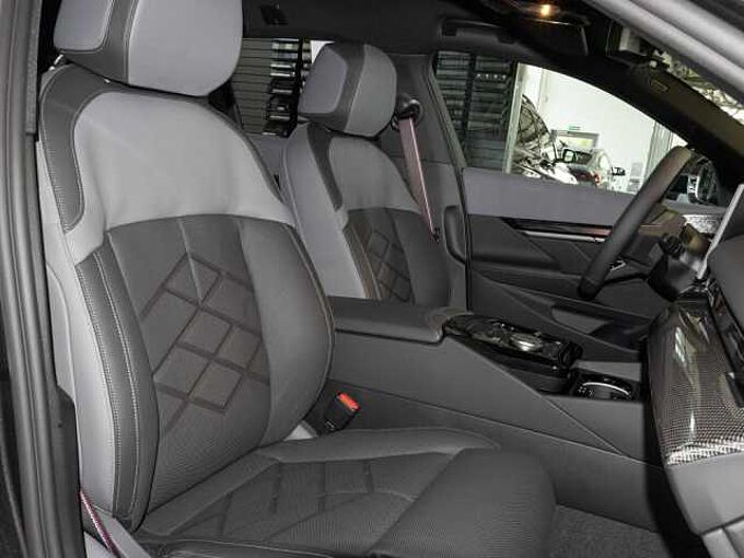 BMW i5 40 xDrive MsportPro/AHK/Comfort/Inno/Travel