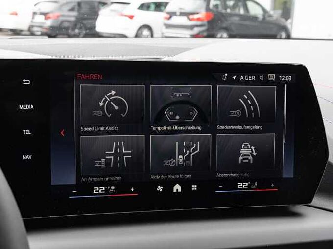 BMW M135 5-Türer xDrive Aut. /Innovation/PGD/DrAssPro
